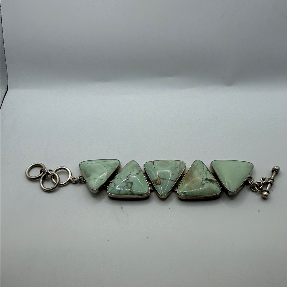 Charles Albert Mint Green Triangle Stone Bracelet